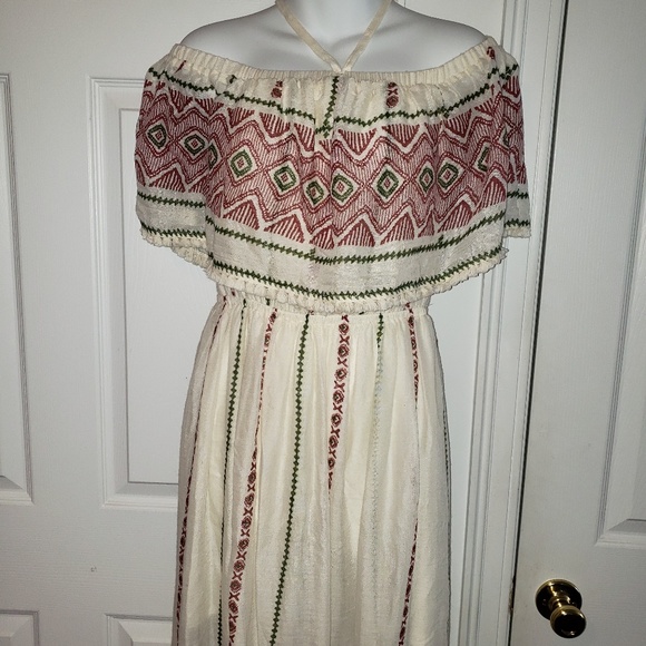 Border Print Maxi Dress - Picture 4 of 6